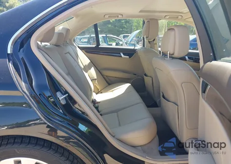 2013 Mercedes-Benz C 300 Luxury 4Matic/Sport 4Matic from USA, damaged, VIN WDDGF8ABXDR247478